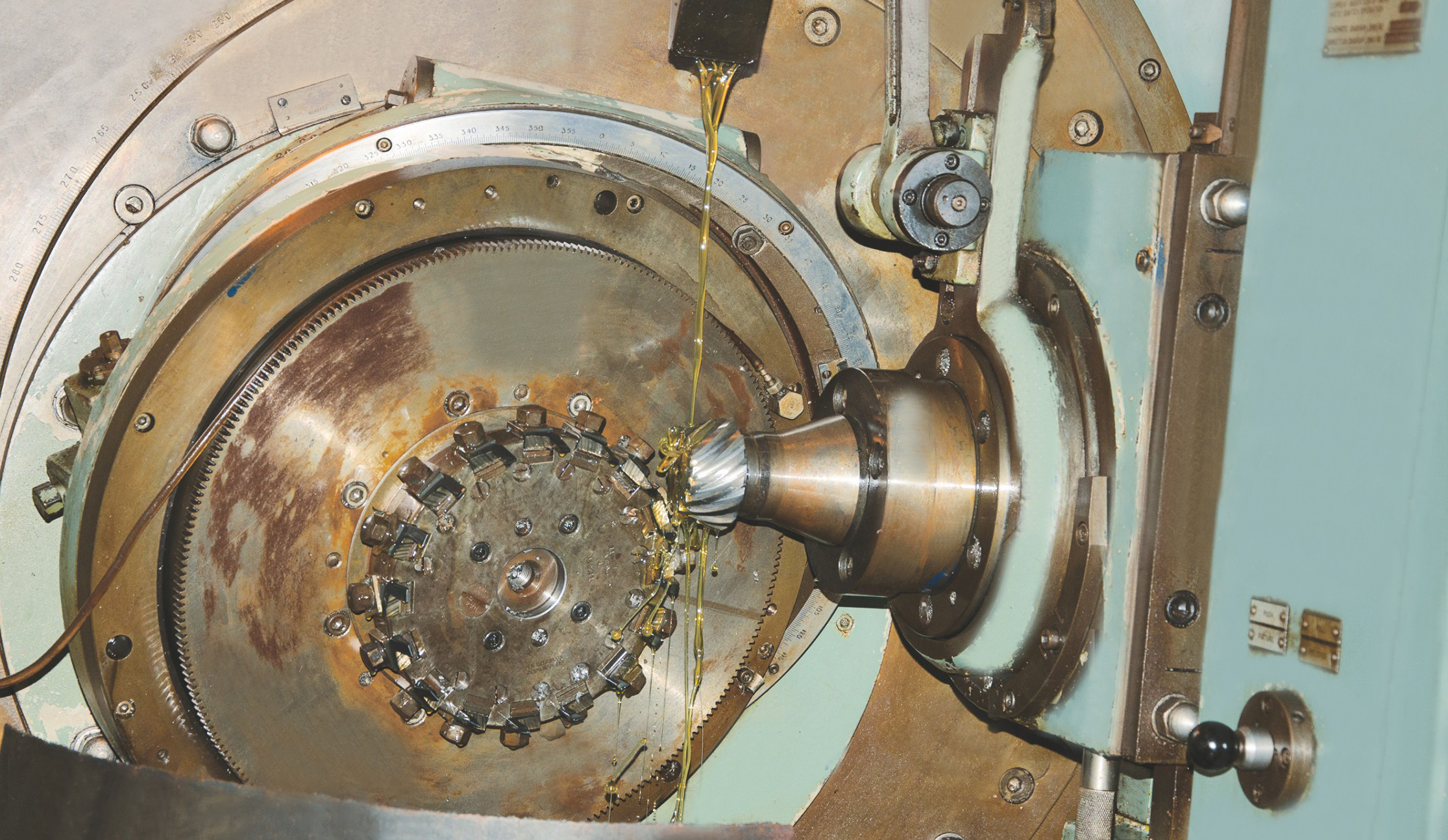 gear-cutting-img