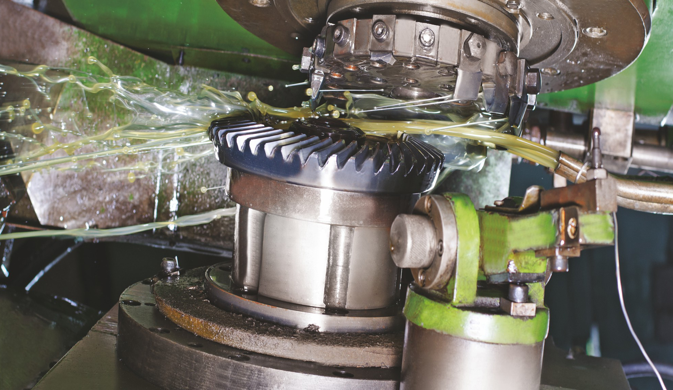 gear-cutting-img